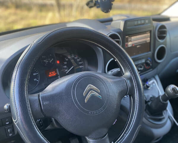 Ситроен Берлинго, объемом двигателя 1.6 л и пробегом 192 тыс. км за 8600 $, фото 15 на Automoto.ua