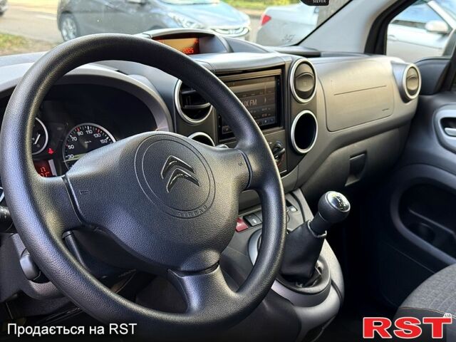 Ситроен Берлинго 2017 в Николаеве на Automoto.ua Ситроен Берлинго, объемом двигателя 1.6 л и пробегом 97 тыс. км за 13499 $, фото 10 на Automoto.ua