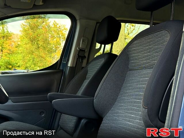 Ситроен Берлинго 2017 в Николаеве на Automoto.ua Ситроен Берлинго, объемом двигателя 1.6 л и пробегом 97 тыс. км за 13499 $, фото 9 на Automoto.ua