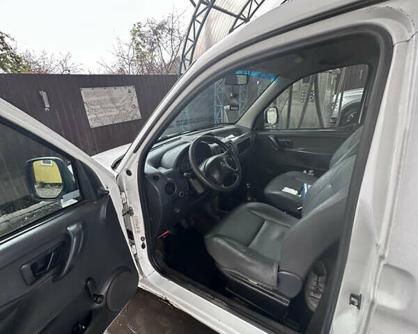 Ситроен Берлинго, объемом двигателя 1.9 л и пробегом 300 тыс. км за 2900 $, фото 5 на Automoto.ua