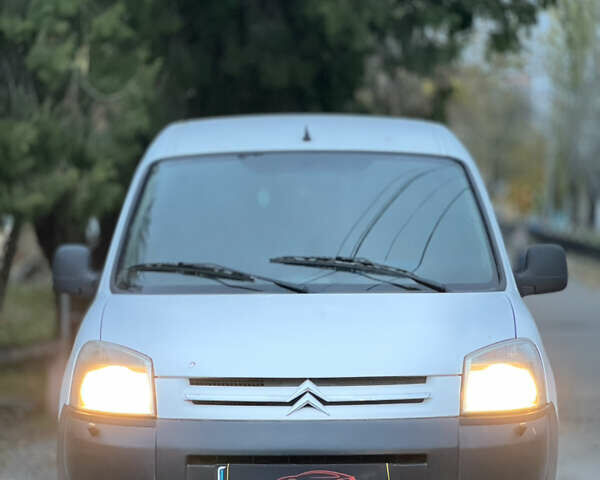 Ситроен Берлинго, объемом двигателя 1.4 л и пробегом 199 тыс. км за 3699 $, фото 4 на Automoto.ua