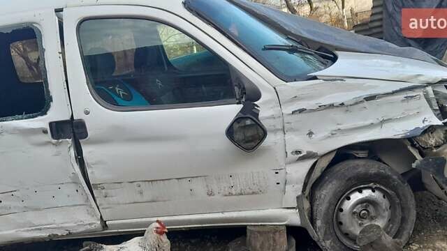 Ситроен Берлинго, объемом двигателя 2 л и пробегом 250 тыс. км за 2300 $, фото 1 на Automoto.ua