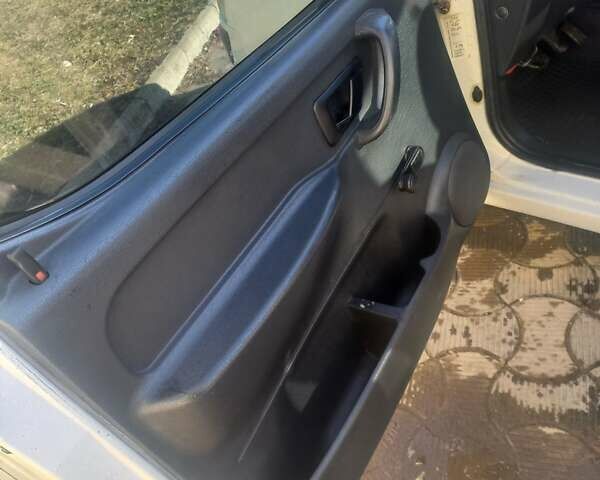 Ситроен Берлинго, объемом двигателя 1.9 л и пробегом 350 тыс. км за 3500 $, фото 7 на Automoto.ua