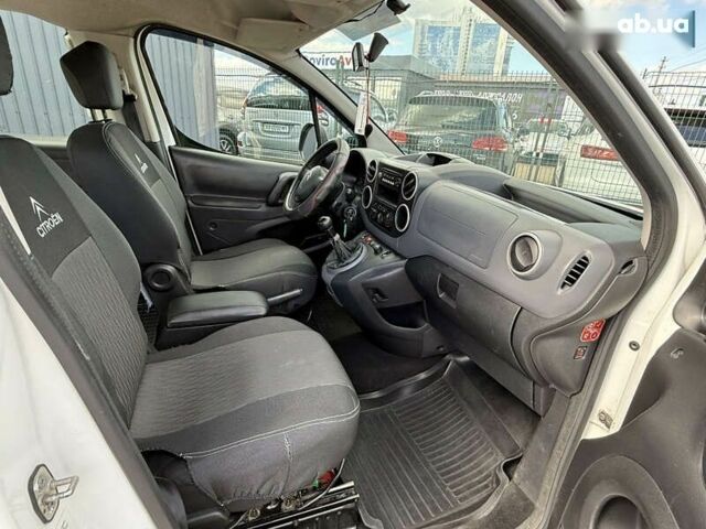 Ситроен Берлинго, объемом двигателя 1.6 л и пробегом 270 тыс. км за 6490 $, фото 11 на Automoto.ua
