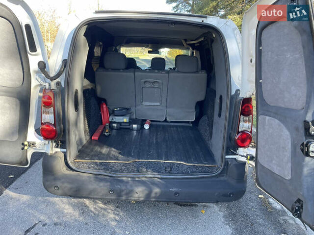 Сітроен Берлінго, об'ємом двигуна 0 л та пробігом 210 тис. км за 6200 $, фото 9 на Automoto.ua