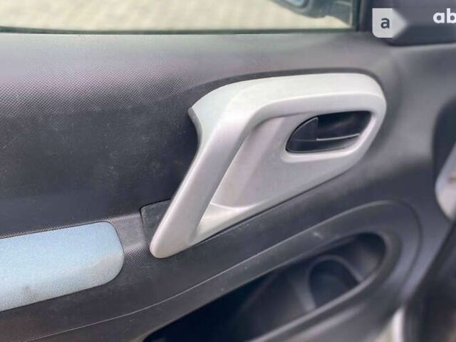 Сітроен Берлінго, об'ємом двигуна 1.6 л та пробігом 174 тис. км за 6700 $, фото 9 на Automoto.ua