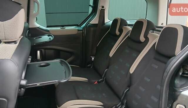 Ситроен Берлинго, объемом двигателя 1.6 л и пробегом 111 тыс. км за 8250 $, фото 19 на Automoto.ua