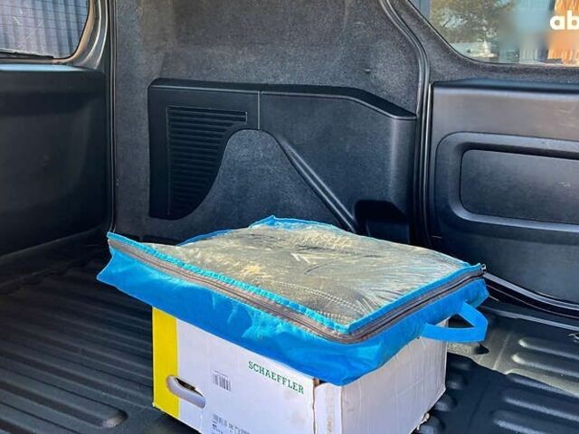 Ситроен Берлинго, объемом двигателя 1.6 л и пробегом 196 тыс. км за 10200 $, фото 25 на Automoto.ua