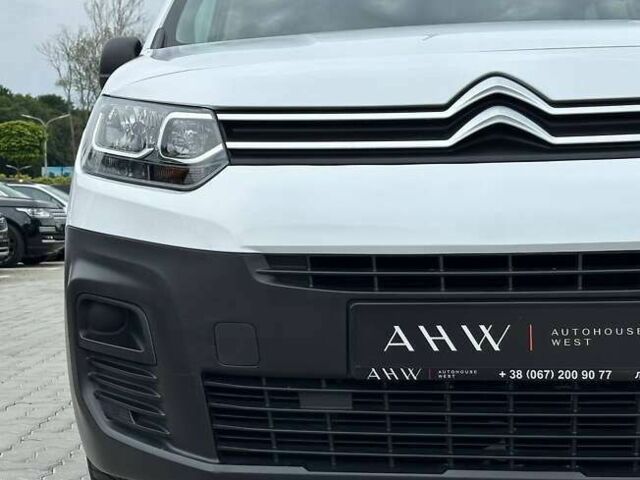 Сітроен Берлінго 2022 у Львові на Automoto.ua Сітроен Берлінго, об'ємом двигуна 1.5 л та пробігом 98 тис. км за 18900 $, фото 2 на Automoto.ua