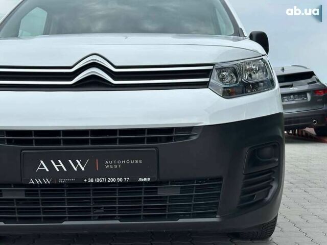 Сітроен Берлінго 2022 у Львові на Automoto.ua Сітроен Берлінго, об'ємом двигуна 1.5 л та пробігом 98 тис. км за 18900 $, фото 3 на Automoto.ua