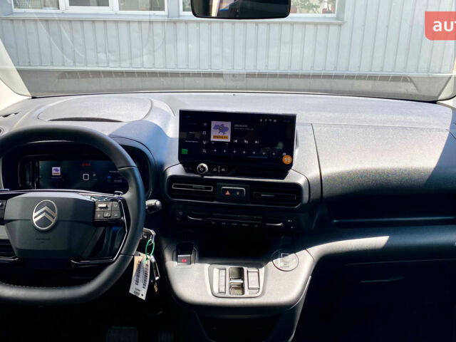 Сітроен Берлінго 2025 у Києві на Automoto.ua Сітроен Берлінго, об'ємом двигуна 1.5 л та пробігом 0 тис. км за 31957 $, фото 24 на Automoto.ua