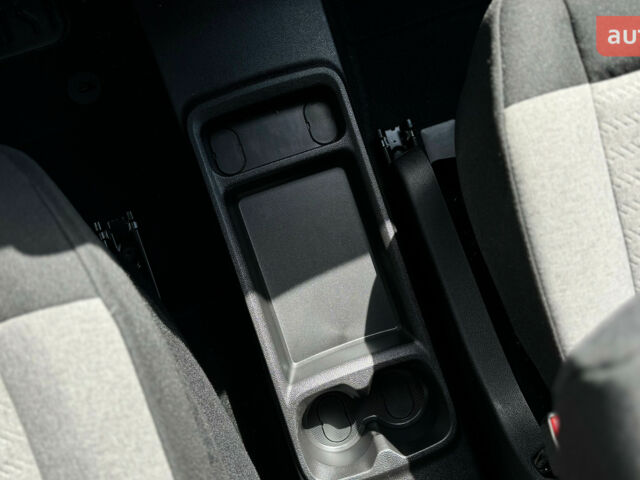 Ситроен Берлинго, объемом двигателя 1.5 л и пробегом 0 тыс. км за 27722 $, фото 28 на Automoto.ua