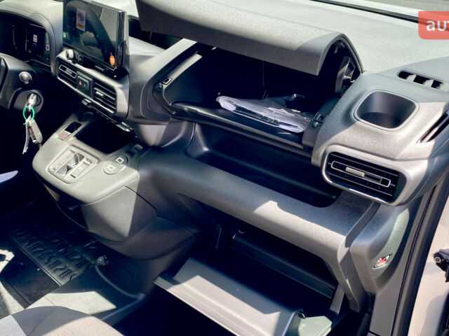 Сітроен Берлінго 2025 у Києві на Automoto.ua Сітроен Берлінго, об'ємом двигуна 1.5 л та пробігом 0 тис. км за 31957 $, фото 37 на Automoto.ua