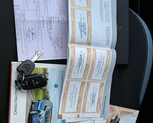 Белый Ситроен Берлинго пасс., объемом двигателя 1.6 л и пробегом 216 тыс. км за 6100 $, фото 22 на Automoto.ua