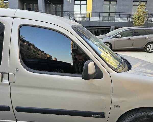 Бежевый Ситроен Берлинго пасс., объемом двигателя 1.87 л и пробегом 295 тыс. км за 3900 $, фото 1 на Automoto.ua