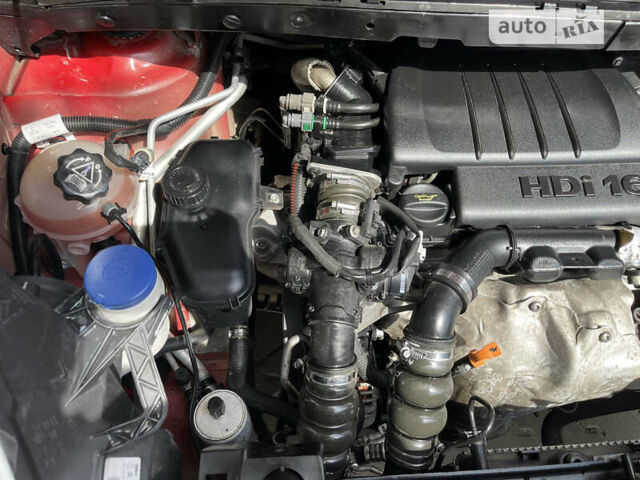 Червоний Сітроен Берлінго пас., об'ємом двигуна 1.56 л та пробігом 187 тис. км за 4600 $, фото 30 на Automoto.ua