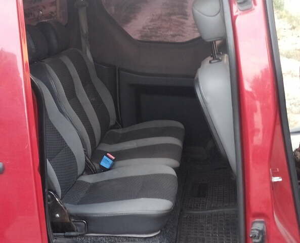 Красный Ситроен Берлинго пасс., объемом двигателя 1.59 л и пробегом 200 тыс. км за 4500 $, фото 2 на Automoto.ua