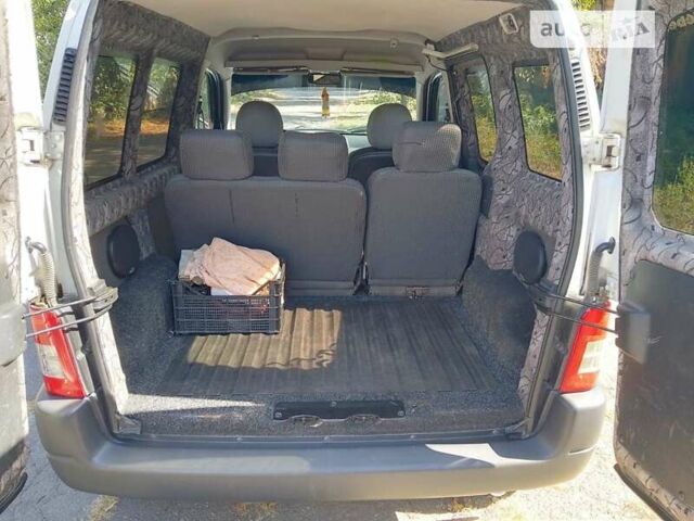 Ситроен Берлинго пасс., объемом двигателя 2 л и пробегом 400 тыс. км за 4200 $, фото 13 на Automoto.ua