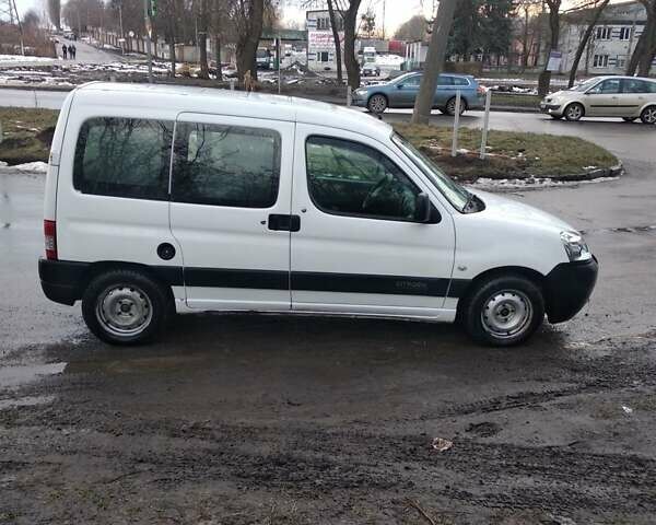 Сітроен Берлінго пас., об'ємом двигуна 1.6 л та пробігом 265 тис. км за 3500 $, фото 6 на Automoto.ua