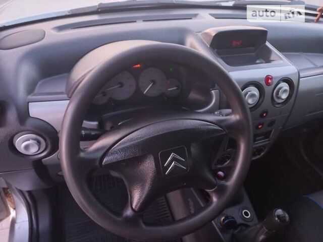 Сірий Сітроен Берлінго пас., об'ємом двигуна 2 л та пробігом 275 тис. км за 3750 $, фото 4 на Automoto.ua