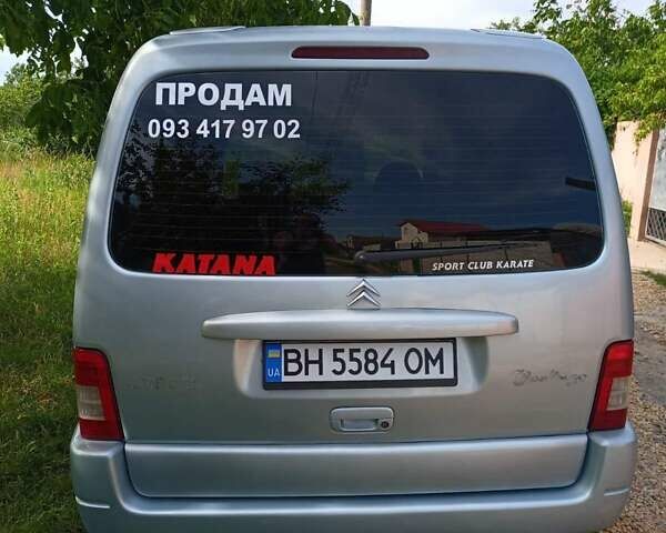 Сірий Сітроен Берлінго пас., об'ємом двигуна 1.59 л та пробігом 262 тис. км за 5500 $, фото 1 на Automoto.ua