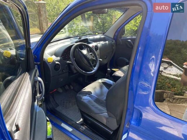 Синий Ситроен Берлинго пасс., объемом двигателя 0 л и пробегом 292 тыс. км за 4300 $, фото 5 на Automoto.ua