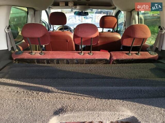 Зеленый Ситроен Берлинго пасс., объемом двигателя 1.6 л и пробегом 249 тыс. км за 6500 $, фото 6 на Automoto.ua