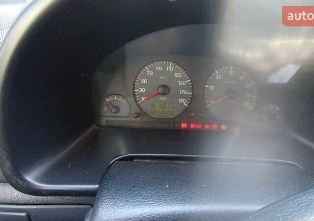 Желтый Ситроен Берлинго, объемом двигателя 1.9 л и пробегом 340 тыс. км за 2300 $, фото 3 на Automoto.ua