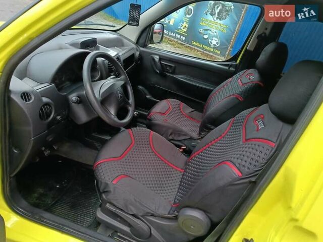 Желтый Ситроен Берлинго, объемом двигателя 1.9 л и пробегом 355 тыс. км за 2550 $, фото 7 на Automoto.ua