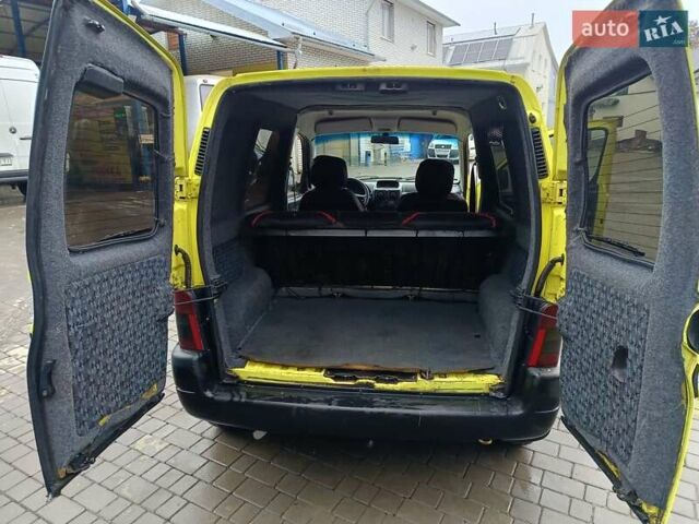 Желтый Ситроен Берлинго, объемом двигателя 1.9 л и пробегом 355 тыс. км за 2550 $, фото 14 на Automoto.ua