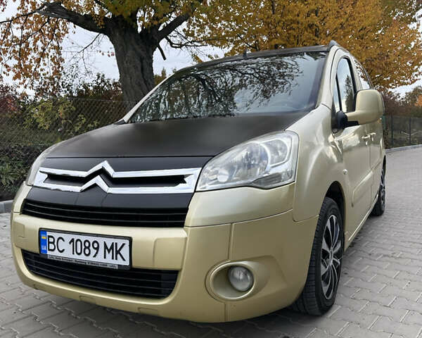 Желтый Ситроен Берлинго, объемом двигателя 1.6 л и пробегом 201 тыс. км за 5550 $, фото 1 на Automoto.ua