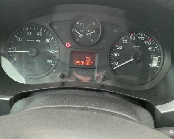 Желтый Ситроен Берлинго, объемом двигателя 1.6 л и пробегом 300 тыс. км за 6500 $, фото 13 на Automoto.ua