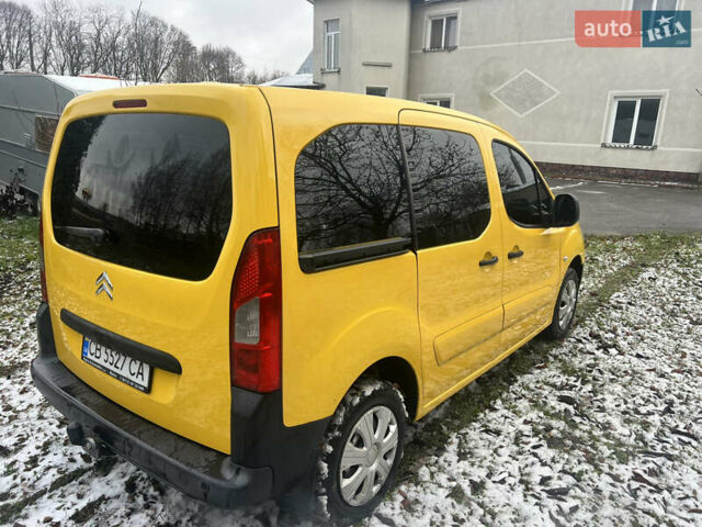 Желтый Ситроен Берлинго, объемом двигателя 1.56 л и пробегом 210 тыс. км за 7500 $, фото 5 на Automoto.ua