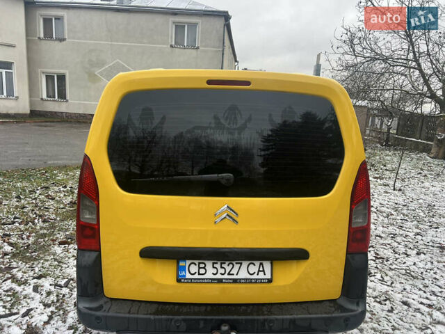 Желтый Ситроен Берлинго, объемом двигателя 1.56 л и пробегом 210 тыс. км за 7500 $, фото 4 на Automoto.ua
