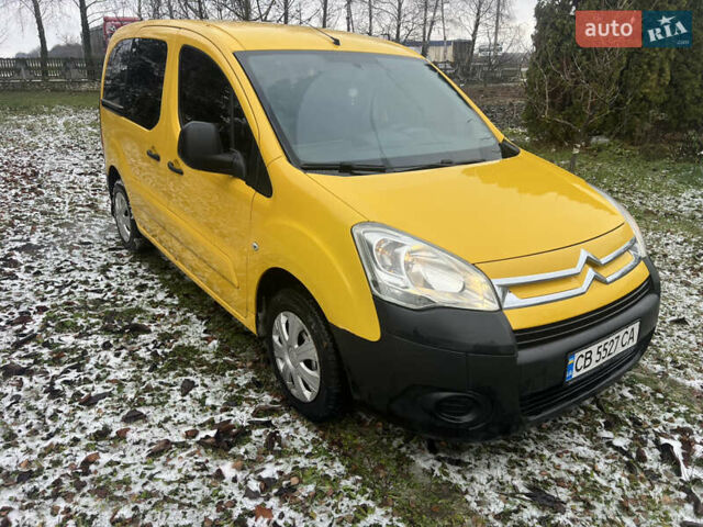 Желтый Ситроен Берлинго, объемом двигателя 1.56 л и пробегом 210 тыс. км за 7500 $, фото 8 на Automoto.ua