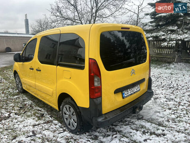 Желтый Ситроен Берлинго, объемом двигателя 1.56 л и пробегом 210 тыс. км за 7500 $, фото 3 на Automoto.ua