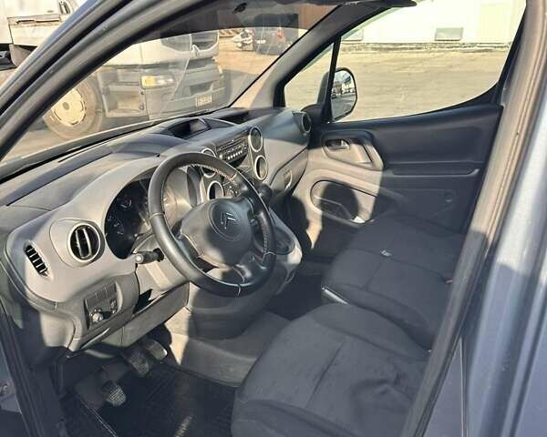 Сірий Сітроен Берлінго, об'ємом двигуна 1.6 л та пробігом 290 тис. км за 5500 $, фото 5 на Automoto.ua