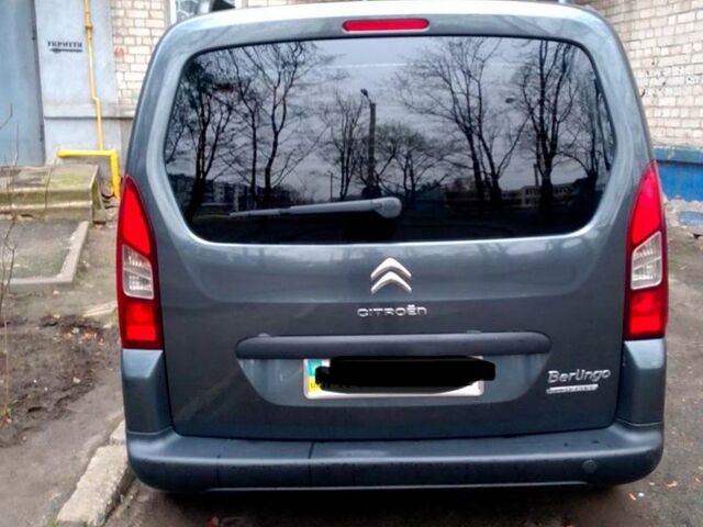 Серый Ситроен Берлинго, объемом двигателя 1.6 л и пробегом 260 тыс. км за 8000 $, фото 2 на Automoto.ua
