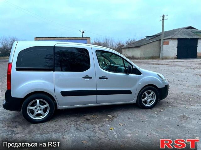 Серый Ситроен Берлинго, объемом двигателя 1.6 л и пробегом 213 тыс. км за 6700 $, фото 4 на Automoto.ua