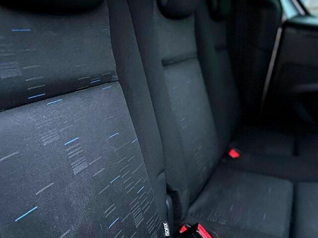 Серый Ситроен Берлинго, объемом двигателя 1.6 л и пробегом 213 тыс. км за 6700 $, фото 12 на Automoto.ua