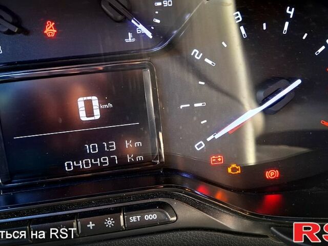 Сірий Сітроен Берлінго, об'ємом двигуна 1.5 л та пробігом 40 тис. км за 20000 $, фото 3 на Automoto.ua