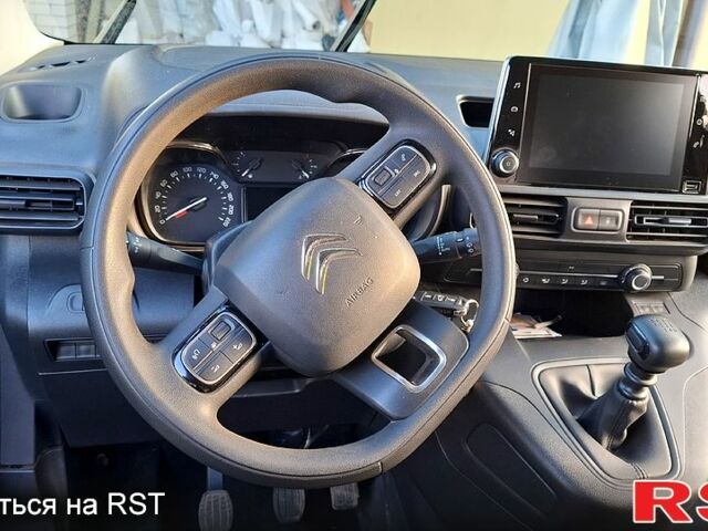 Сірий Сітроен Берлінго, об'ємом двигуна 1.5 л та пробігом 40 тис. км за 20000 $, фото 11 на Automoto.ua