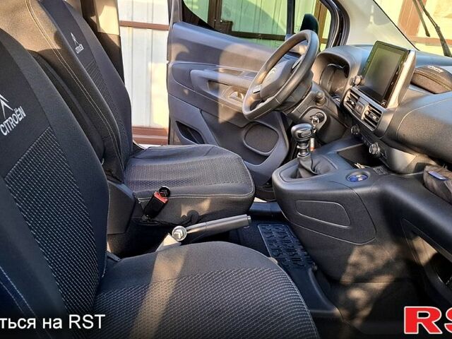 Сірий Сітроен Берлінго, об'ємом двигуна 1.5 л та пробігом 40 тис. км за 20000 $, фото 5 на Automoto.ua