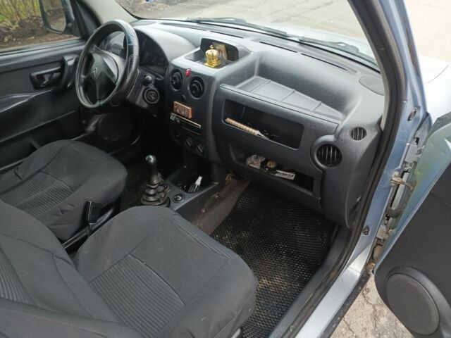 Сірий Сітроен Берлінго, об'ємом двигуна 0 л та пробігом 300 тис. км за 2300 $, фото 6 на Automoto.ua