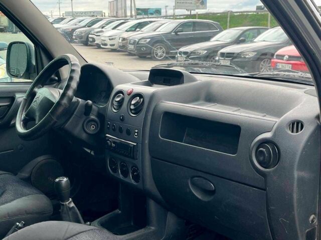 Сірий Сітроен Берлінго, об'ємом двигуна 1.9 л та пробігом 386 тис. км за 3600 $, фото 10 на Automoto.ua