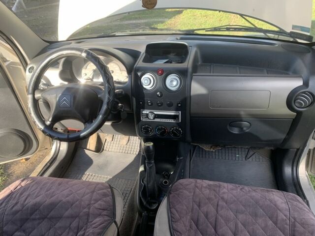 Серый Ситроен Берлинго, объемом двигателя 1.6 л и пробегом 320 тыс. км за 3500 $, фото 6 на Automoto.ua