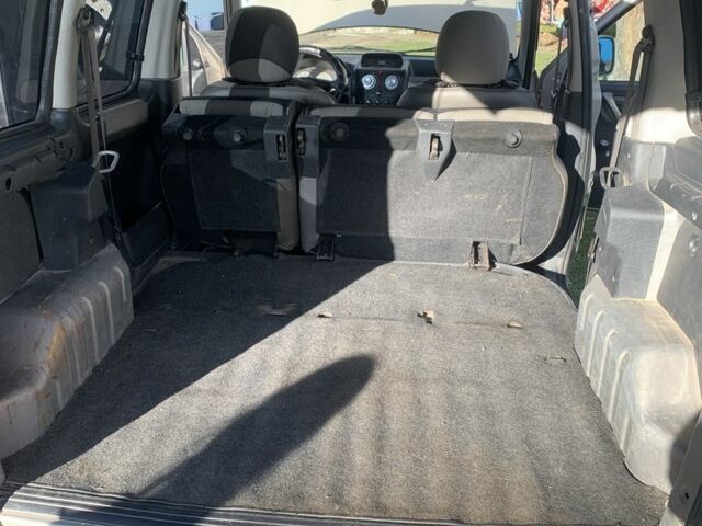 Серый Ситроен Берлинго, объемом двигателя 1.6 л и пробегом 320 тыс. км за 3500 $, фото 10 на Automoto.ua