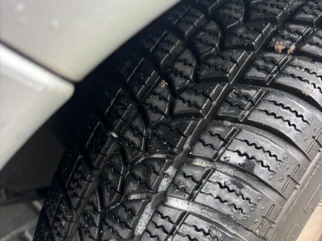 Сірий Сітроен Берлінго, об'ємом двигуна 1.6 л та пробігом 250 тис. км за 2100 $, фото 11 на Automoto.ua