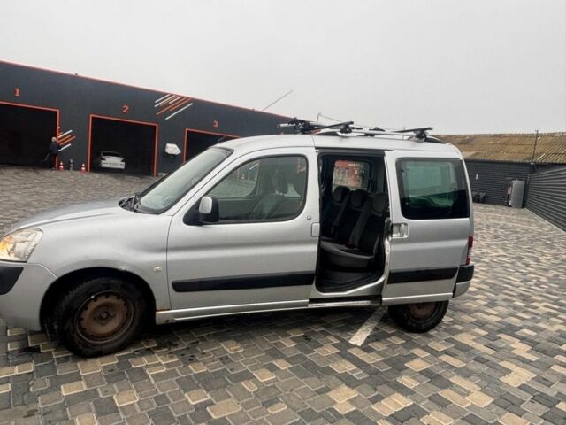 Сірий Сітроен Берлінго, об'ємом двигуна 1.6 л та пробігом 250 тис. км за 2100 $, фото 3 на Automoto.ua