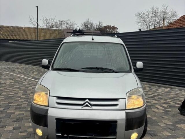 Сірий Сітроен Берлінго, об'ємом двигуна 1.6 л та пробігом 250 тис. км за 2100 $, фото 1 на Automoto.ua